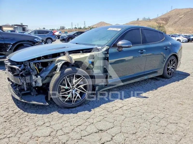 2022 KIA Stinger фото