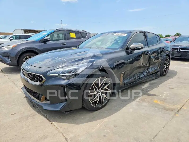 2022 KIA Stinger photo