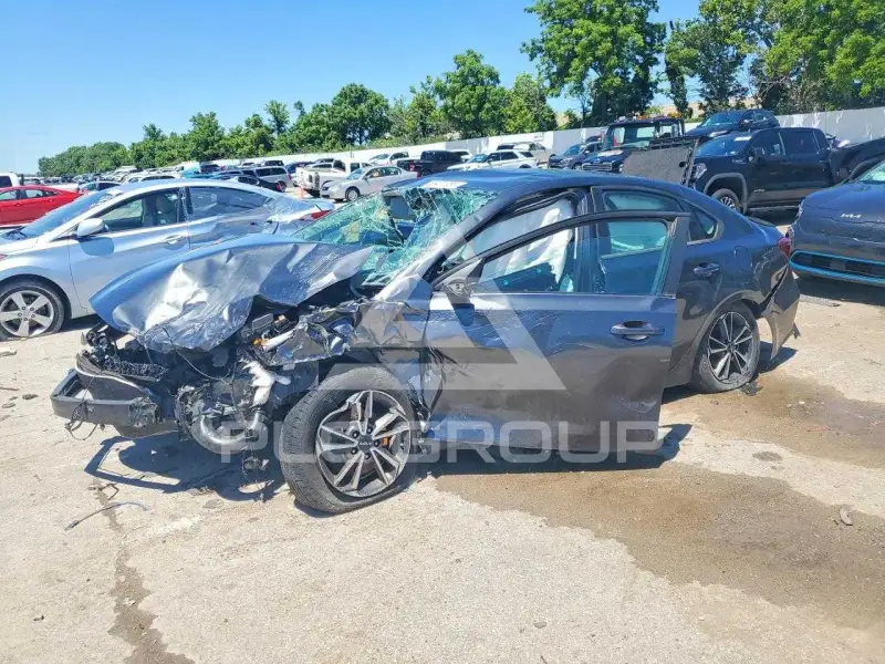 2022 KIA Forte photo