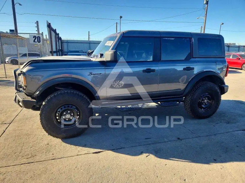 2022 Ford BRONCO фото
