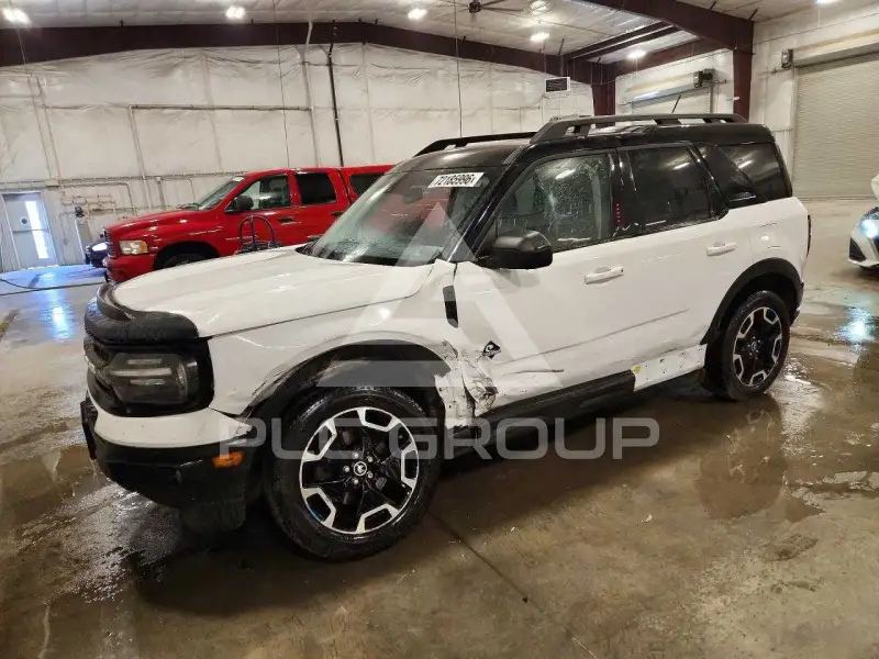 2022 Ford BRONCO photo