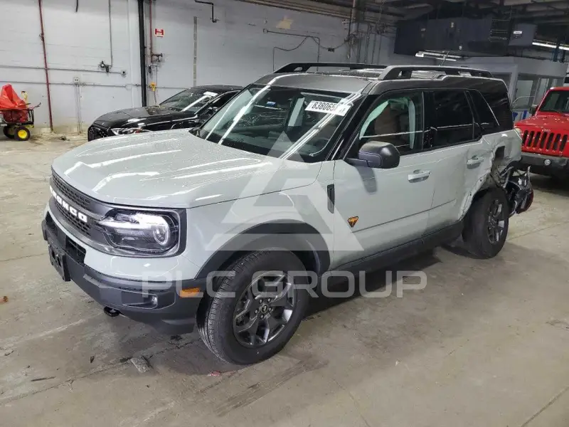 2022 Ford BRONCO photo