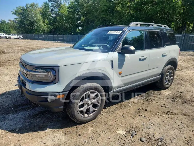 2022 Ford BRONCO photo