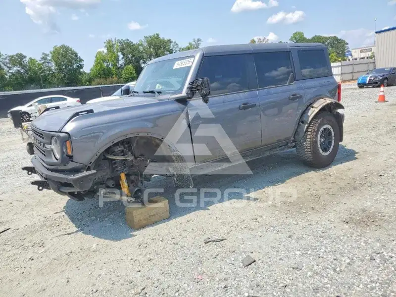 2022 Ford BRONCO фото