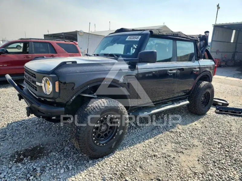 2022 Ford BRONCO photo