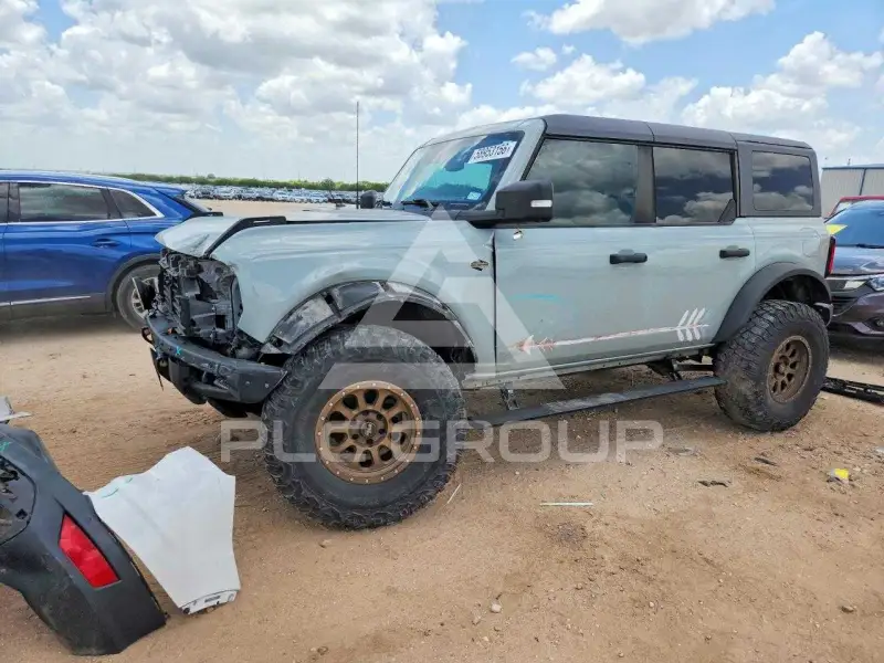 2022 Ford BRONCO фото