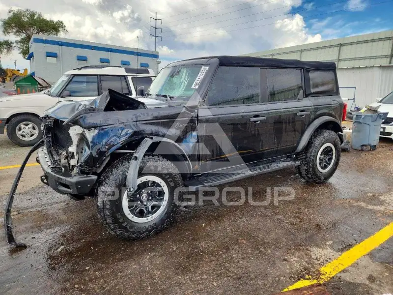 2022 Ford BRONCO фото