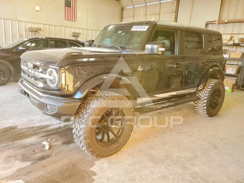 2022 Ford BRONCO фото