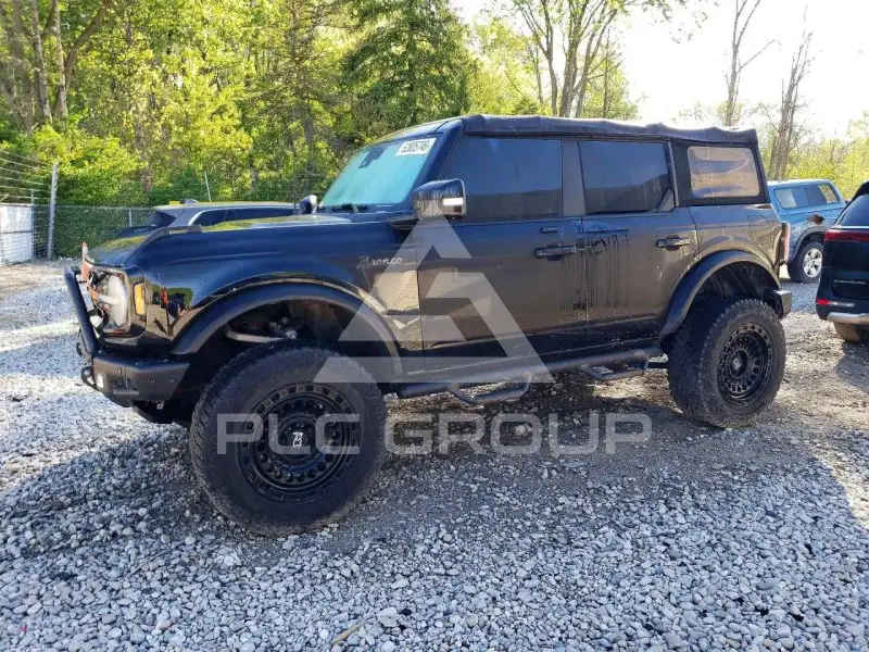 2022 Ford BRONCO фото