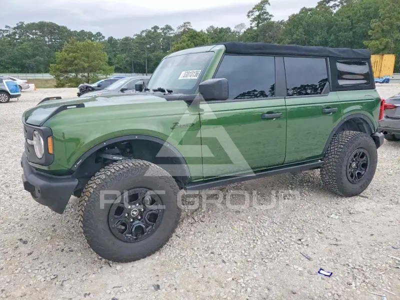 2022 Ford BRONCO photo