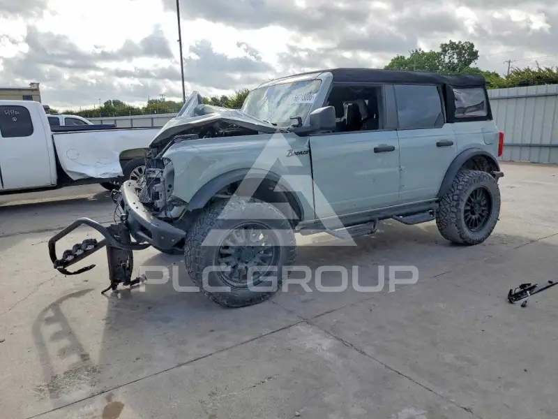 2022 Ford BRONCO фото