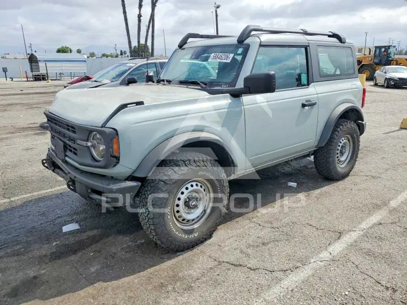 2022 Ford BRONCO photo