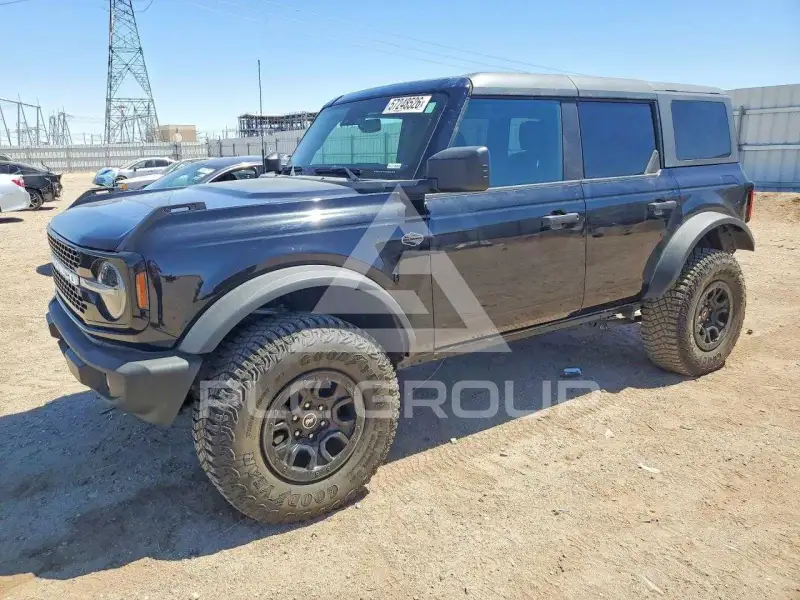 2022 Ford BRONCO photo