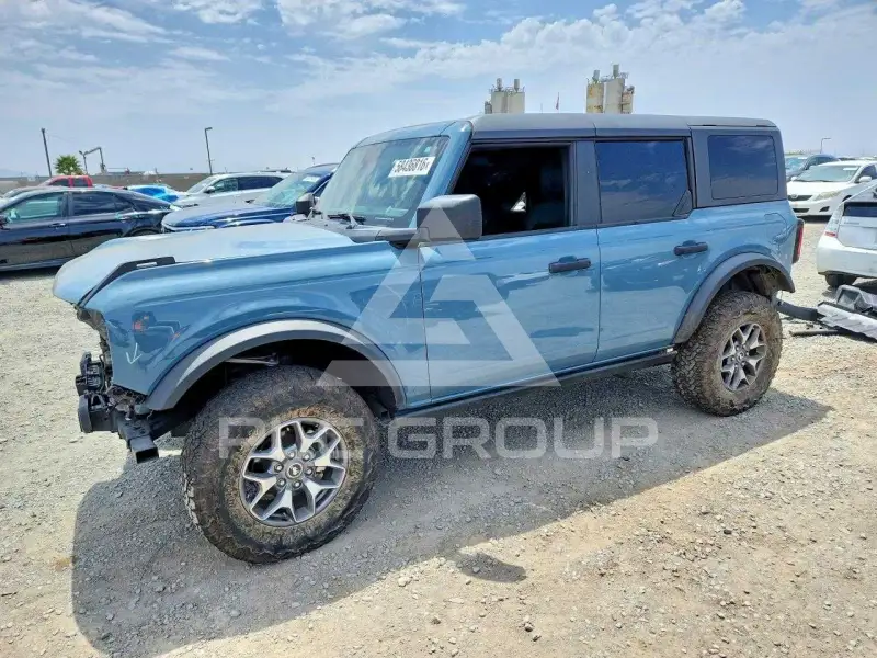 2022 Ford BRONCO фото