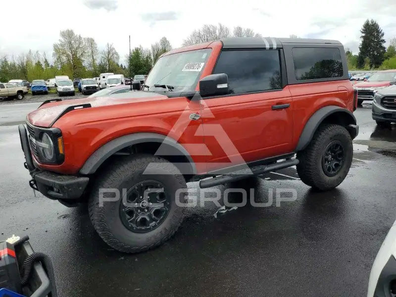 2022 Ford BRONCO photo