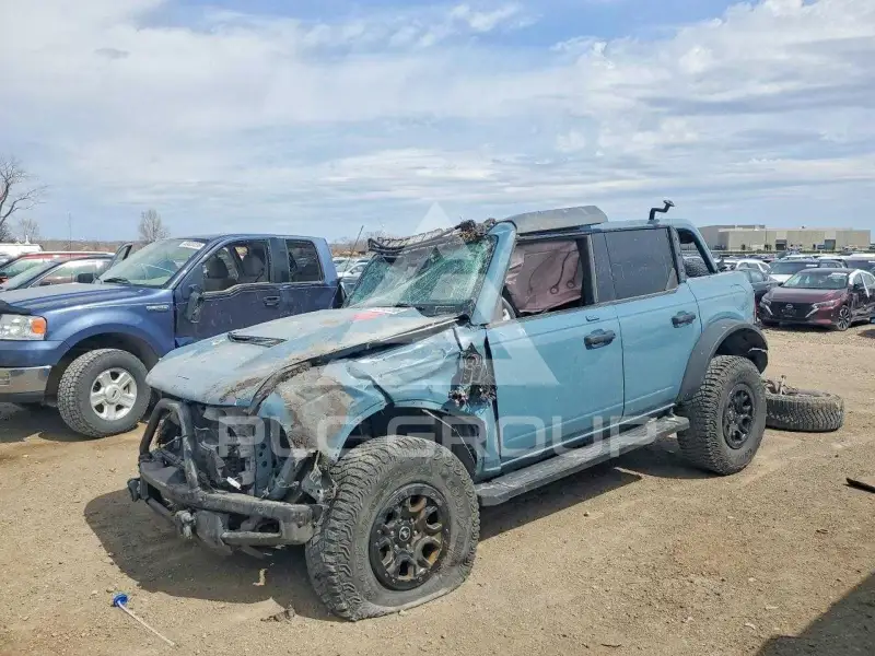 2022 Ford BRONCO фото