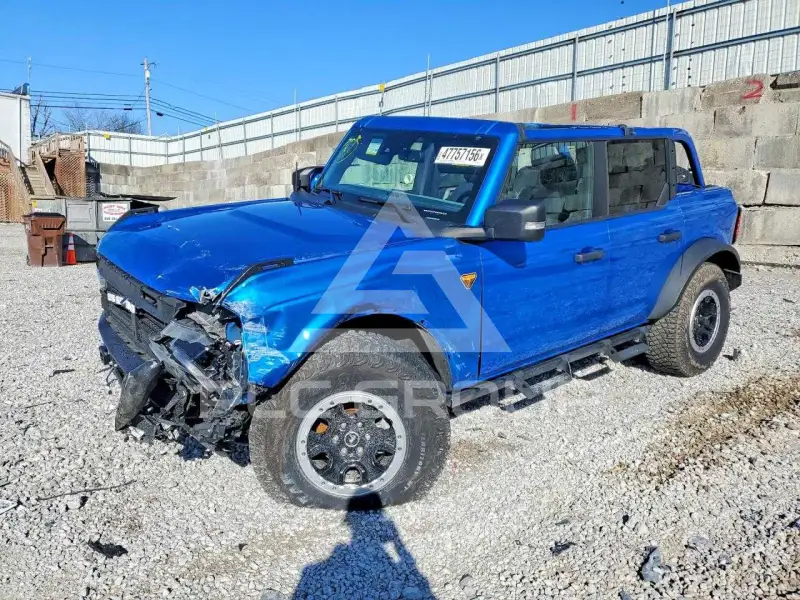 2022 Ford BRONCO фото
