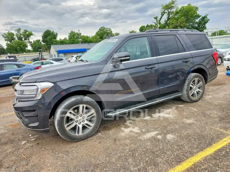 2022 Ford EXPEDITION фото