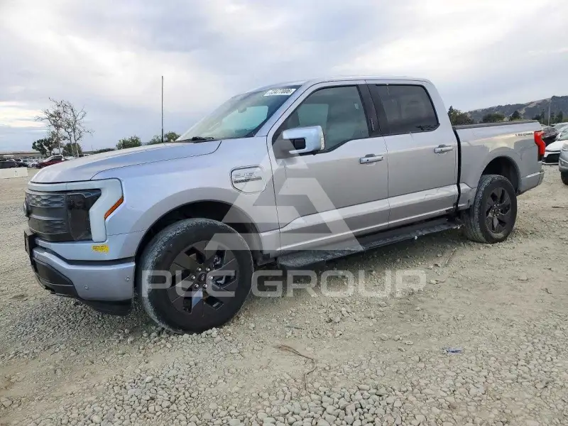 2022 Ford F-150 фото