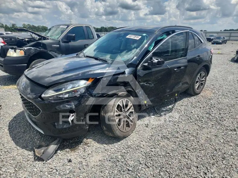 2022 Ford ESCAPE photo