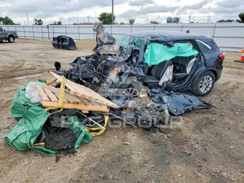 2022 Ford ESCAPE photo