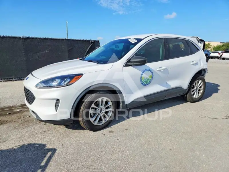 2022 Ford ESCAPE photo