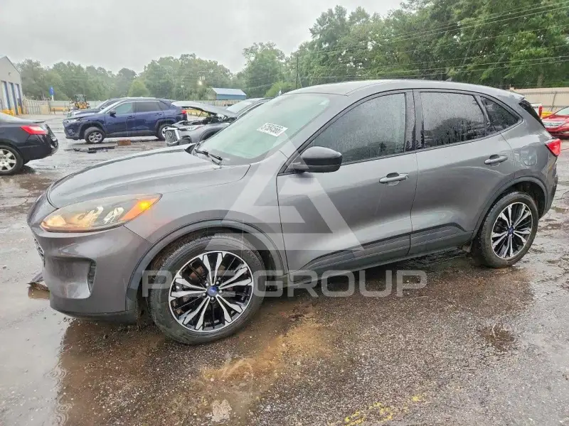 2022 Ford ESCAPE photo