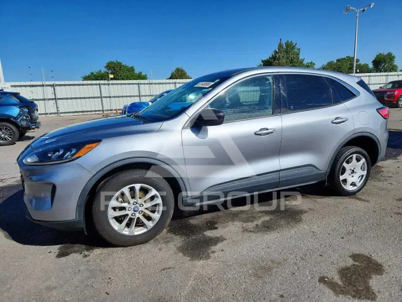 2022 Ford ESCAPE photo