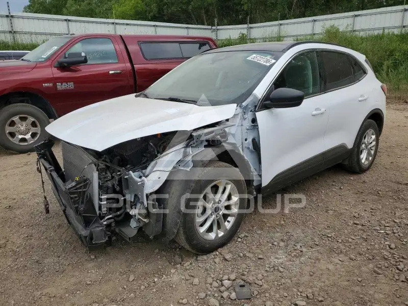 2022 Ford ESCAPE фото