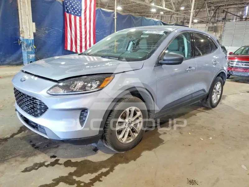 2022 Ford ESCAPE photo