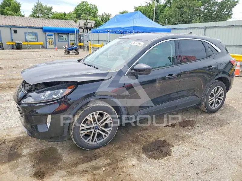 2022 Ford ESCAPE photo