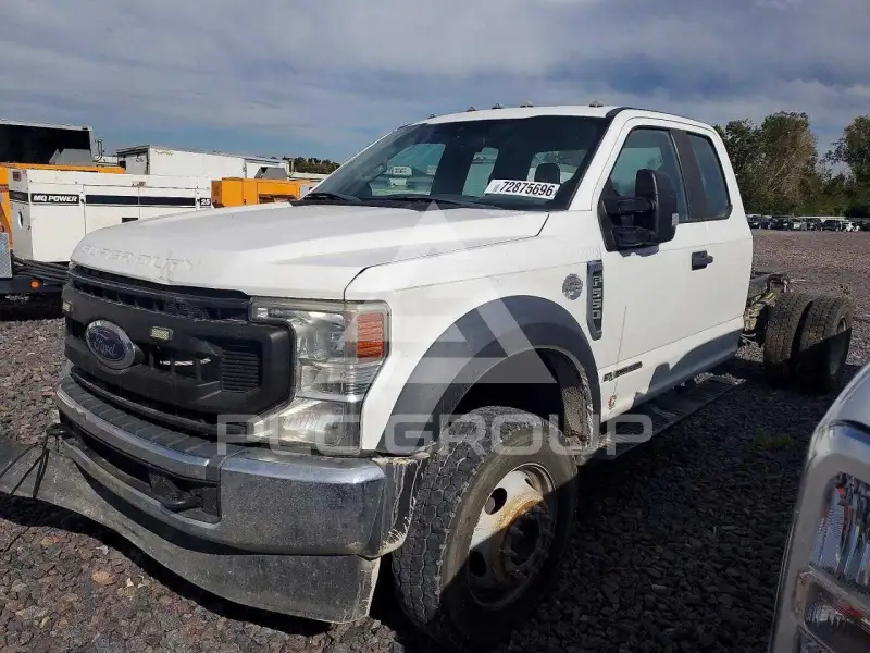 2022 Ford F-550 фото