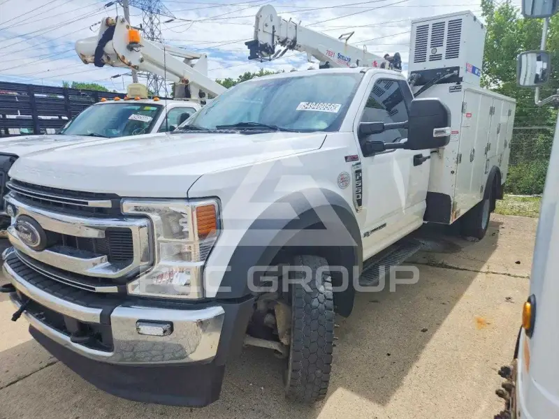 2022 Ford F-550 фото
