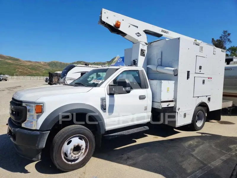 2022 Ford F-550 фото