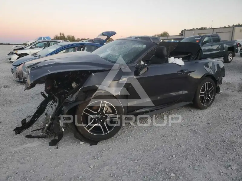 2022 Ford MUSTANG фото