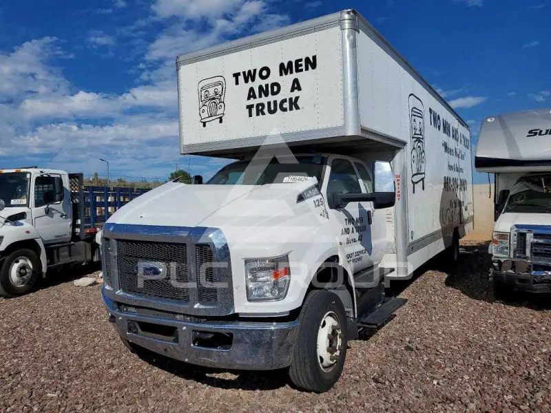 2022 Ford F-650 фото