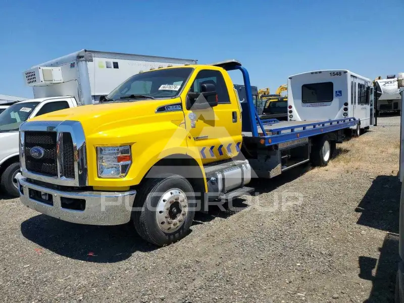 2022 Ford F-650 фото