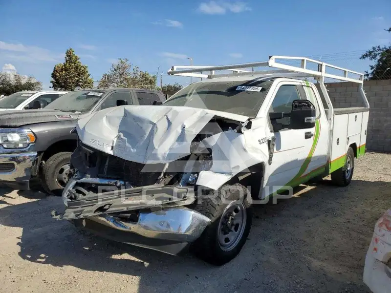 2022 Ford F-350 photo