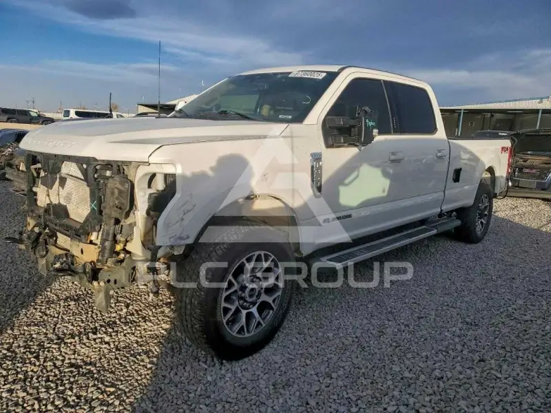 2022 Ford F-350 фото
