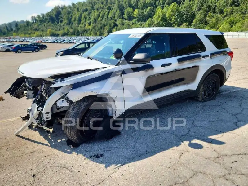 2022 Ford EXPLORER photo