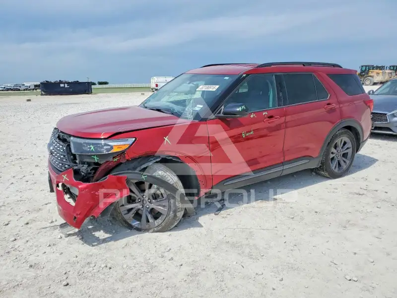2022 Ford EXPLORER photo