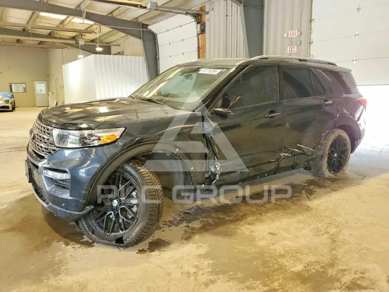 2022 Ford EXPLORER photo