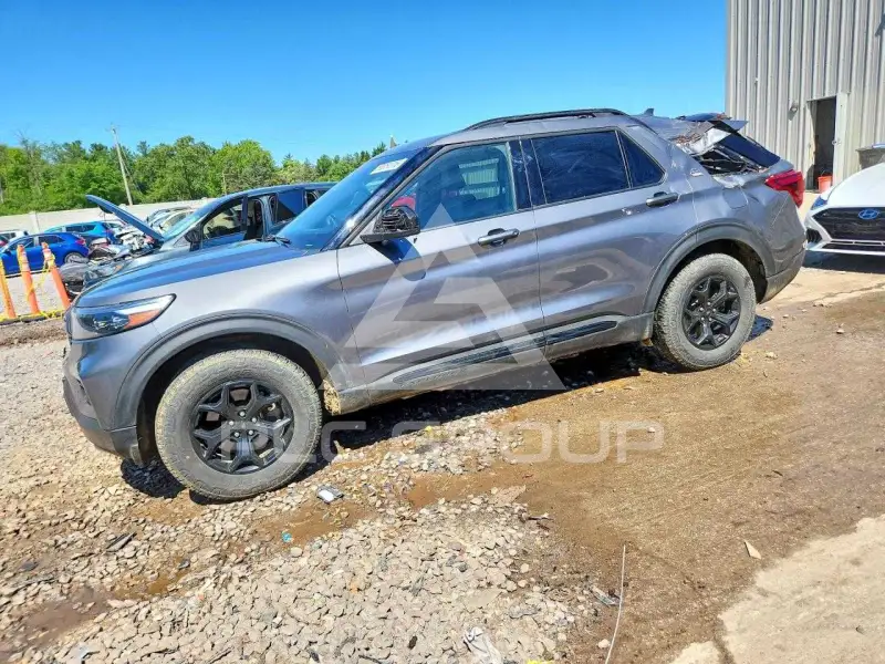 2022 Ford EXPLORER photo