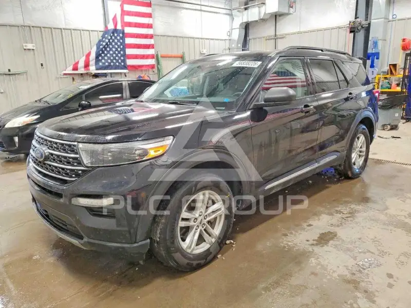 2022 Ford EXPLORER photo