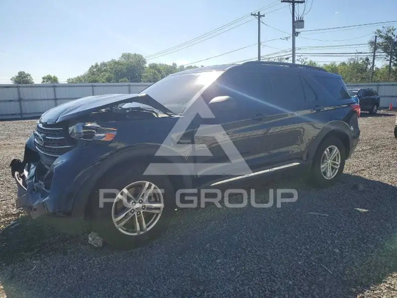 2022 Ford EXPLORER photo