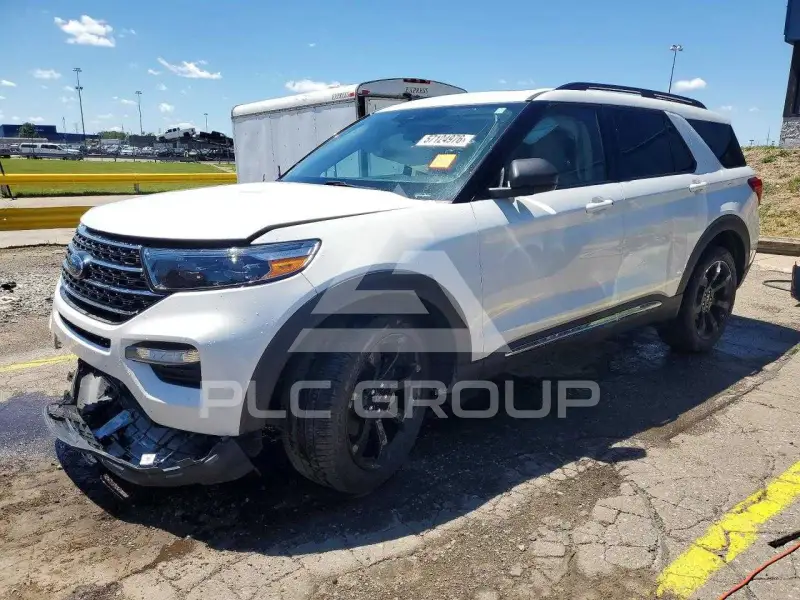 2022 Ford EXPLORER photo