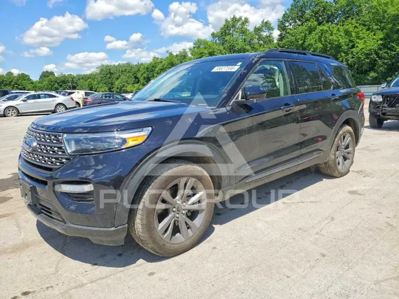 2022 Ford EXPLORER photo