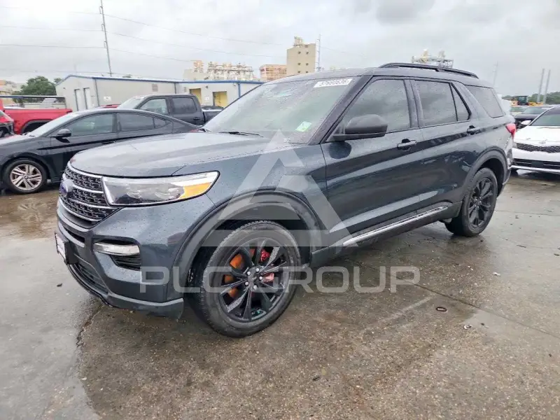 2022 Ford EXPLORER photo