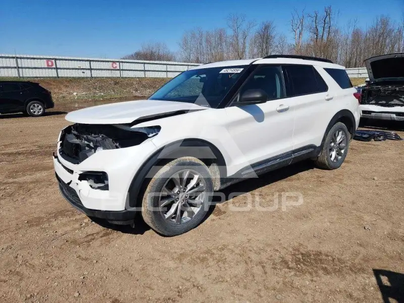 2022 Ford EXPLORER photo