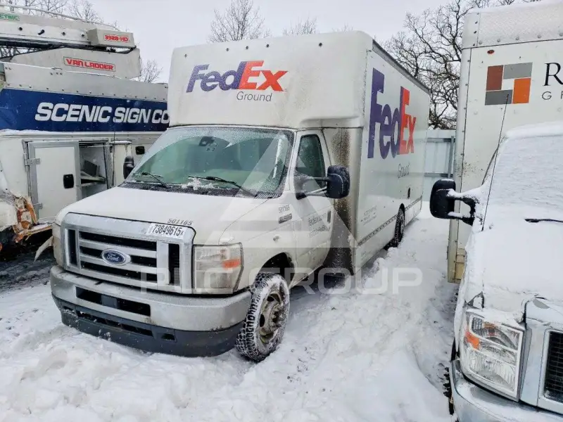 2022 Ford ECONOLINE фото